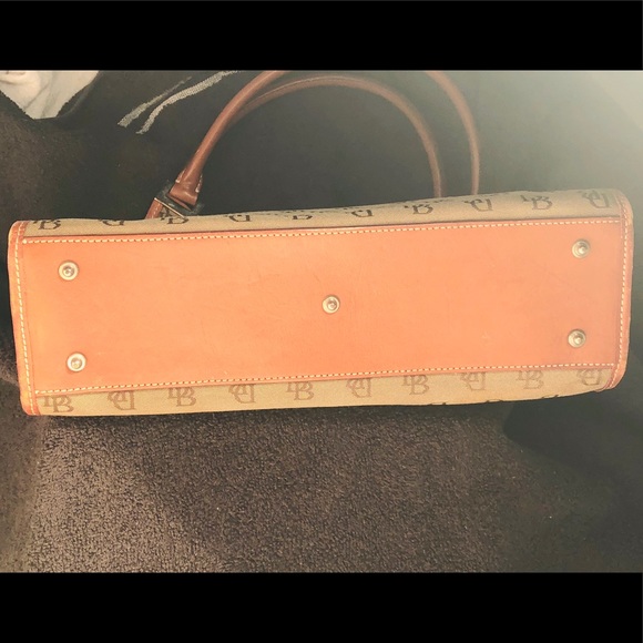 Dooney & Bourke Signature Shoulder Bag - Picture 4 of 8